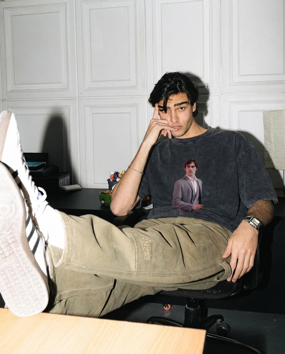 vintage-tee-tryon-model